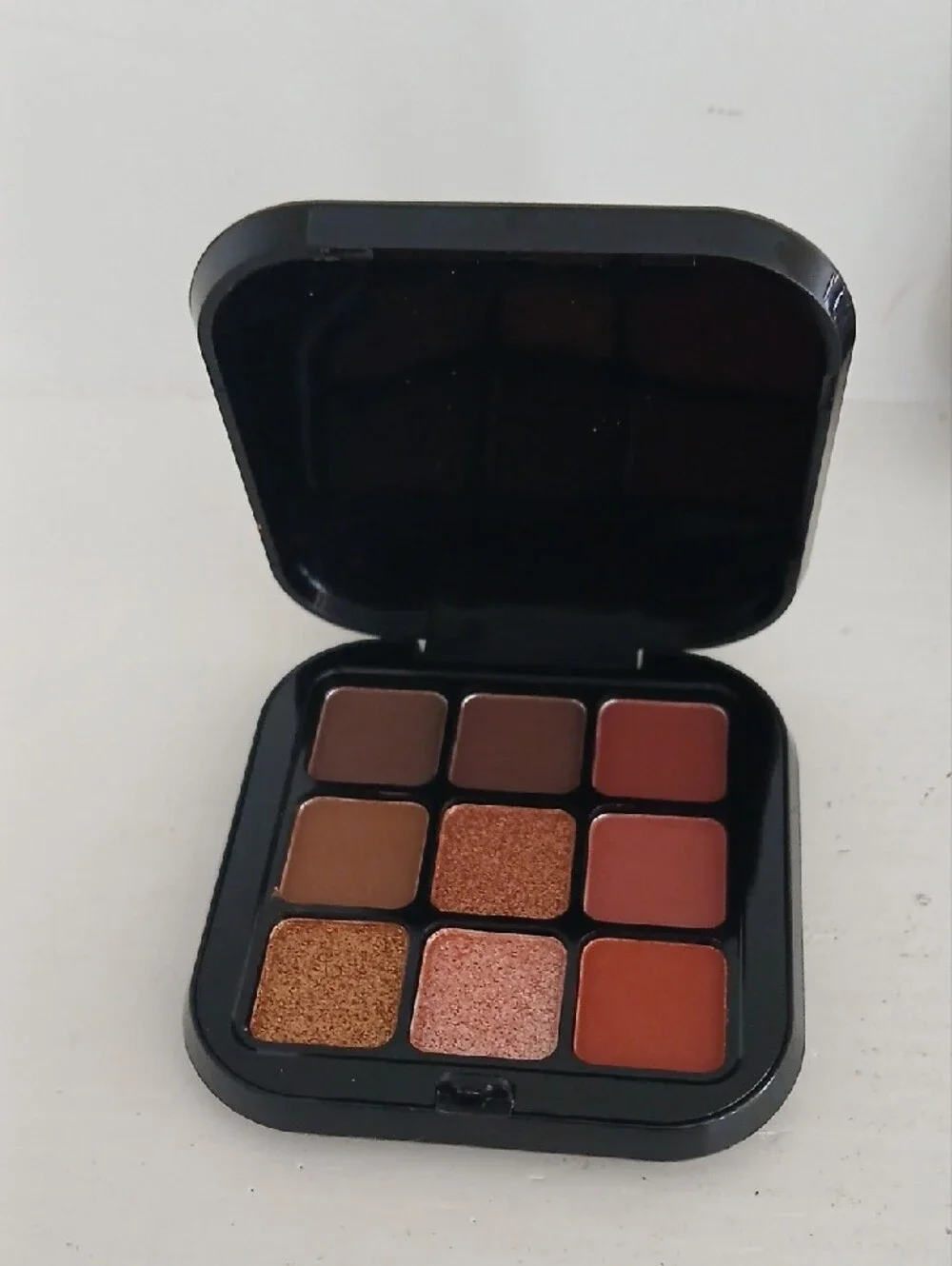 Ellen Tracy Eyeshadow Palette Choose 1